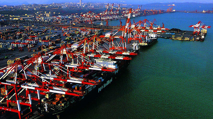 上海關(guān)區(qū)前7個(gè)月進(jìn)口增長(zhǎng)10.2%